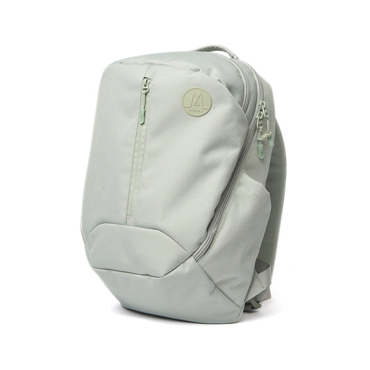 MORAL BAGS Umago Stag I ruksak M, zelena, rPET tkanina, 21L, pretinac za laptop do 16"