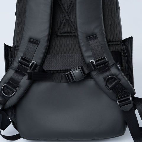 Ruksak MORAL BAGS Umago Ronin, crna, ergonomske naramenice s prsnom kopčom za stabilnost