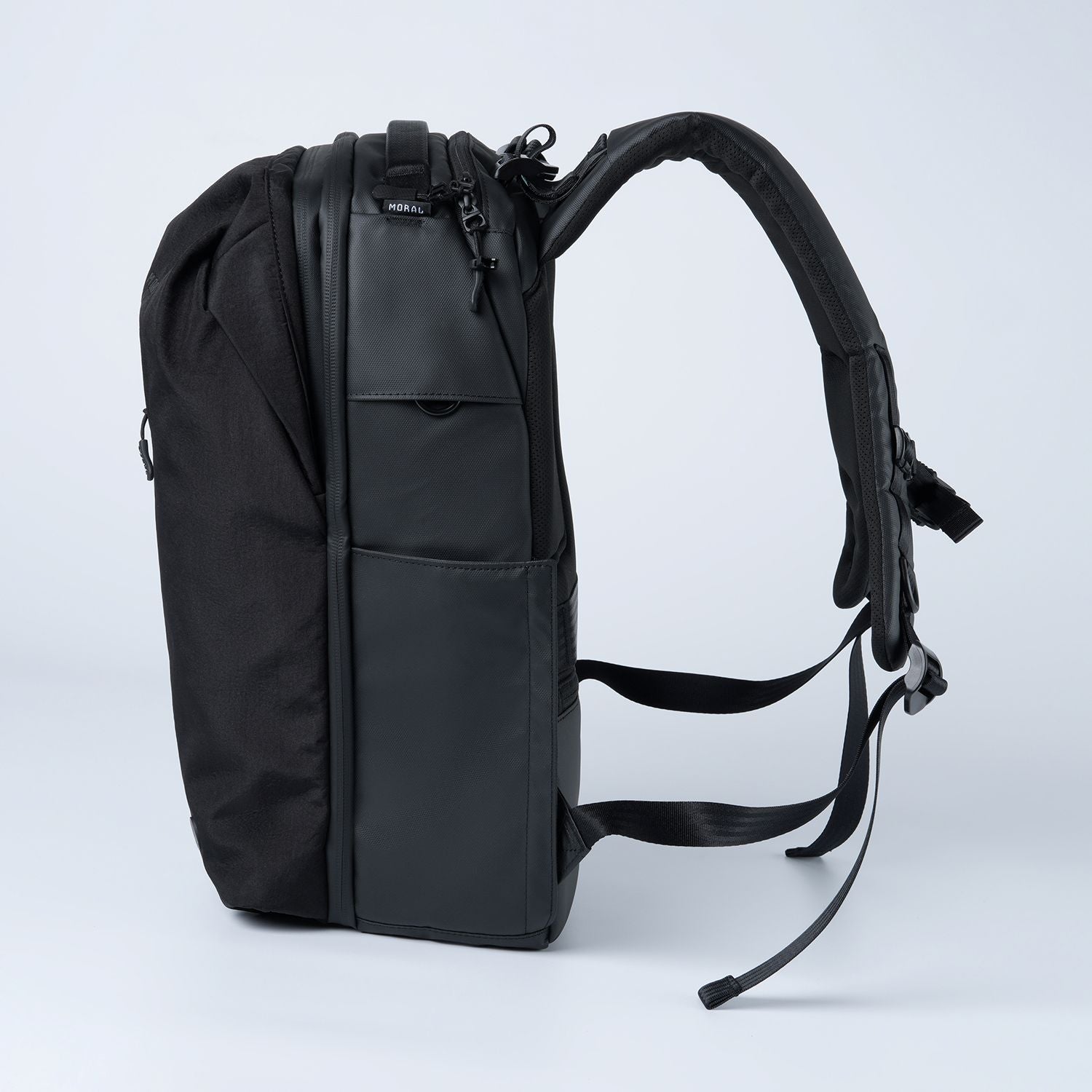 Ruksak MORAL BAGS Umago Ronin, crna, kombinirani nylon i Stealth Bomber tkanina, bočni džep i naramenice