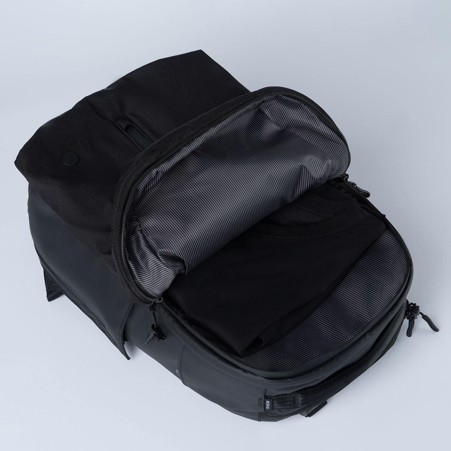Ruksak MORAL BAGS Umago Ronin, crna, 180° otvaranje glavnog odjeljka, odvojeni pretinac za odjeću
