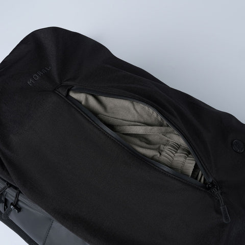 Ruksak MORAL BAGS Umago Ronin, crna, gornji džep s elastičnim organizatorima, vodoodbojni nylon