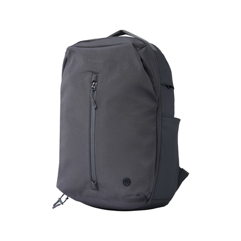Ruksak MORAL BAGS Umago Ronin, siva, rPET nylon mat teksture, proširivi kapacitet 21–25L, prednji džep