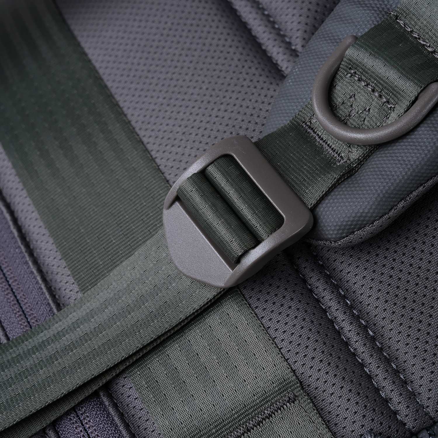 Ruksak MORAL BAGS Umago Ronin, tamno siva, ergonomske podesive naramenice