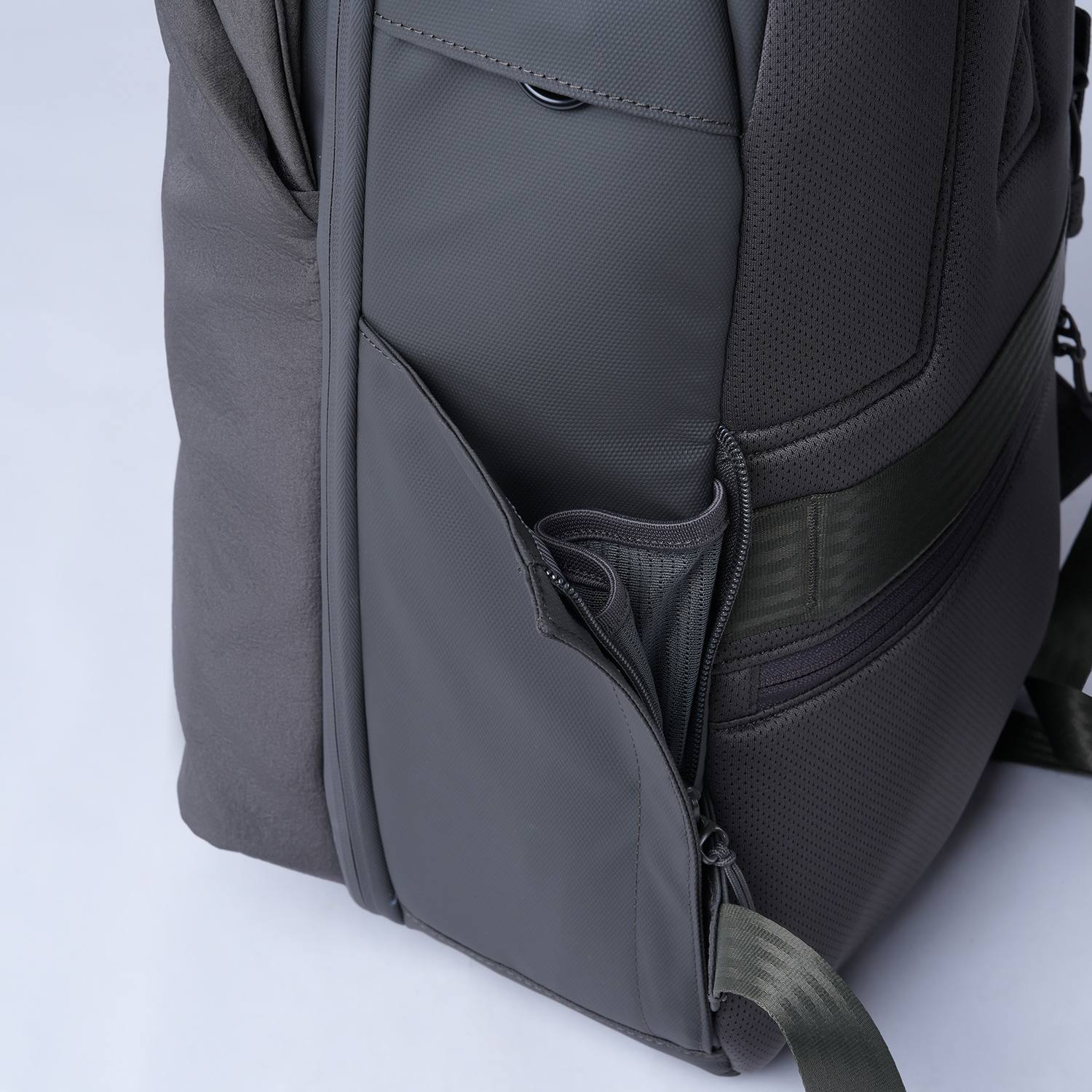 Ruksak MORAL BAGS Umago Ronin, siva, bočni džep za bocu ili kišobran