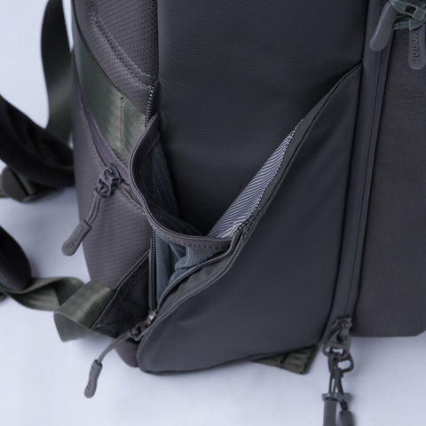 Ruksak MORAL BAGS Umago Ronin, siva, prošireni bočni džep za bocu ili kišobran