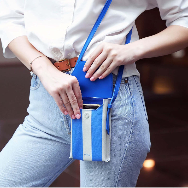 AskuksA R for Rectangle torbica za mobitel, plavo-bijela, crossbody nošenje, utor za karticu