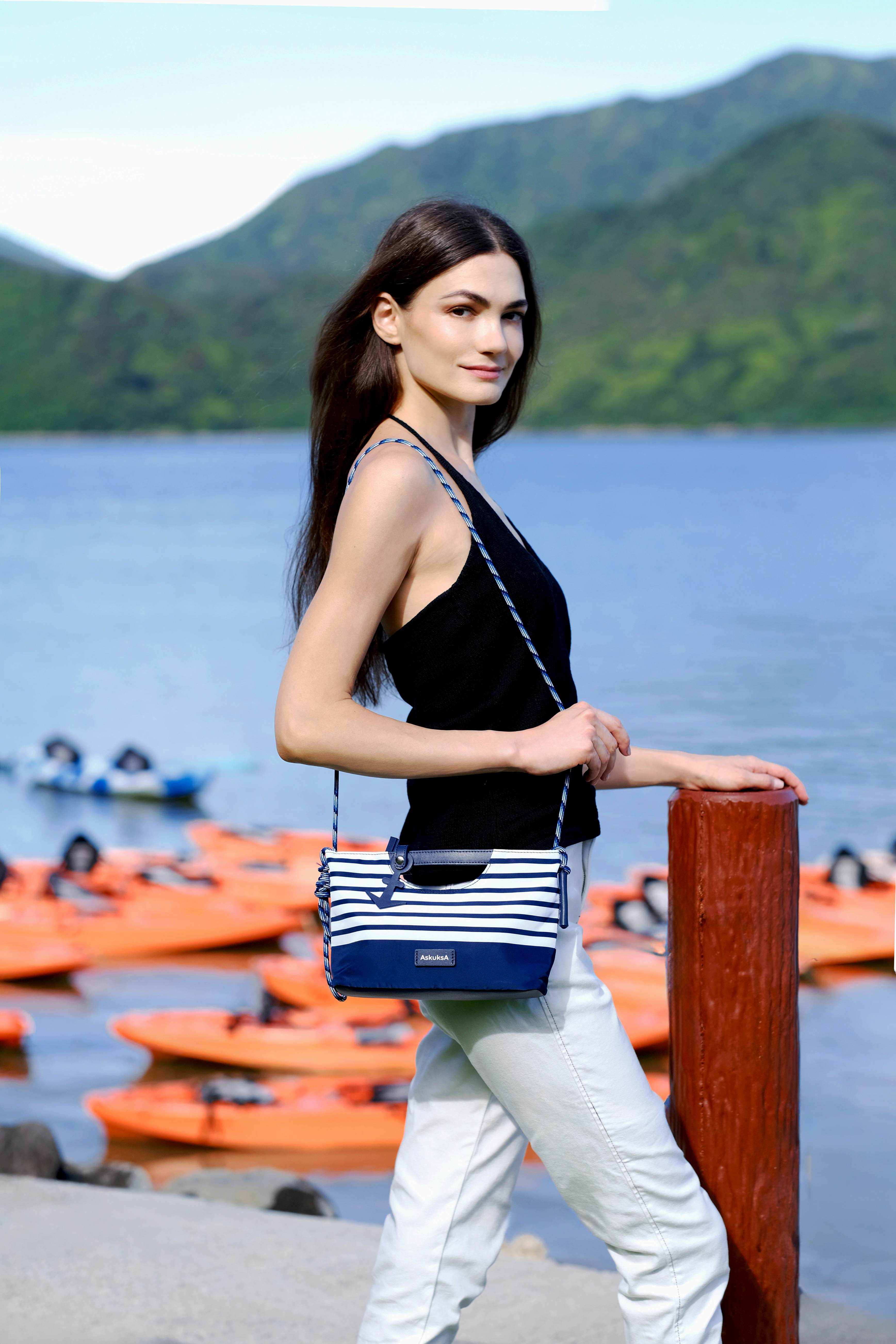 AskuksA Z for Zip to Go torba mala, mornarsko plavi uzorak, crossbody torba za ljeto